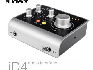 【早い者勝ち】Audient iD4オーディオインタフェース【DTM・宅録】 早い者勝ち】Audient iD4オーディオインタフェース【DTM・宅録】