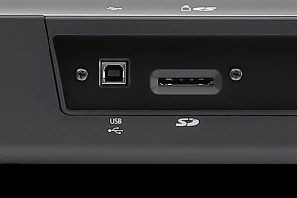 KROME EX　USBとSD
