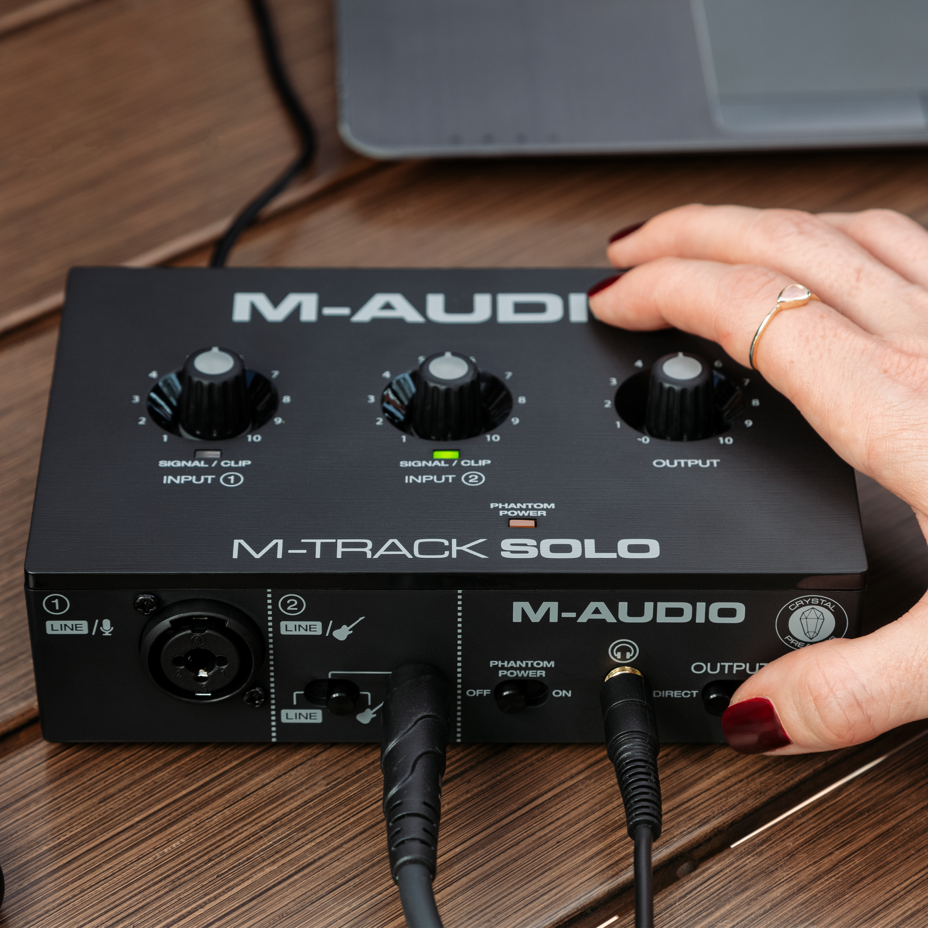M-Audio】格安オーディオインターフェース「M-Track Duo」「M-Track Solo」安くても基本性能が抜群 |  DJ機材/PCDJ/電子ドラム/ミュージックハウスフレンズ