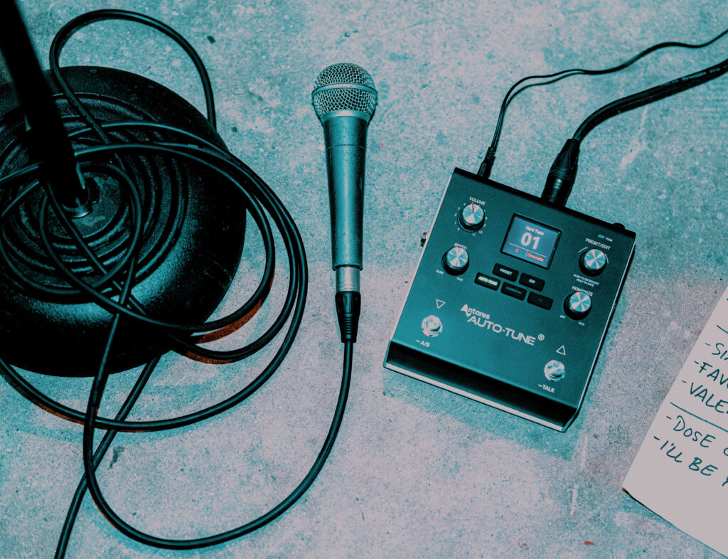 HeadRush「VX5」登場！業界標準のAuto-Tune搭載でパフォーマンスを革新